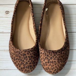 Woman’s Leopard print Flats